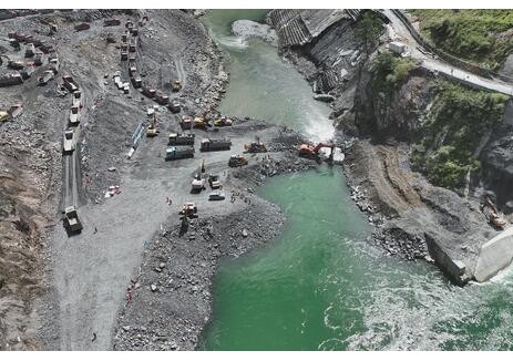 全球在建规模最大的混合式抽水蓄能电站下库河道疏浚工程截流导流成功