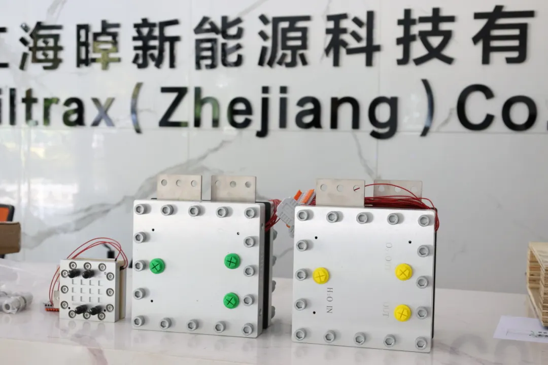 发往韩国！海晫新能源硅基极板PEM电解槽顺利出海交付