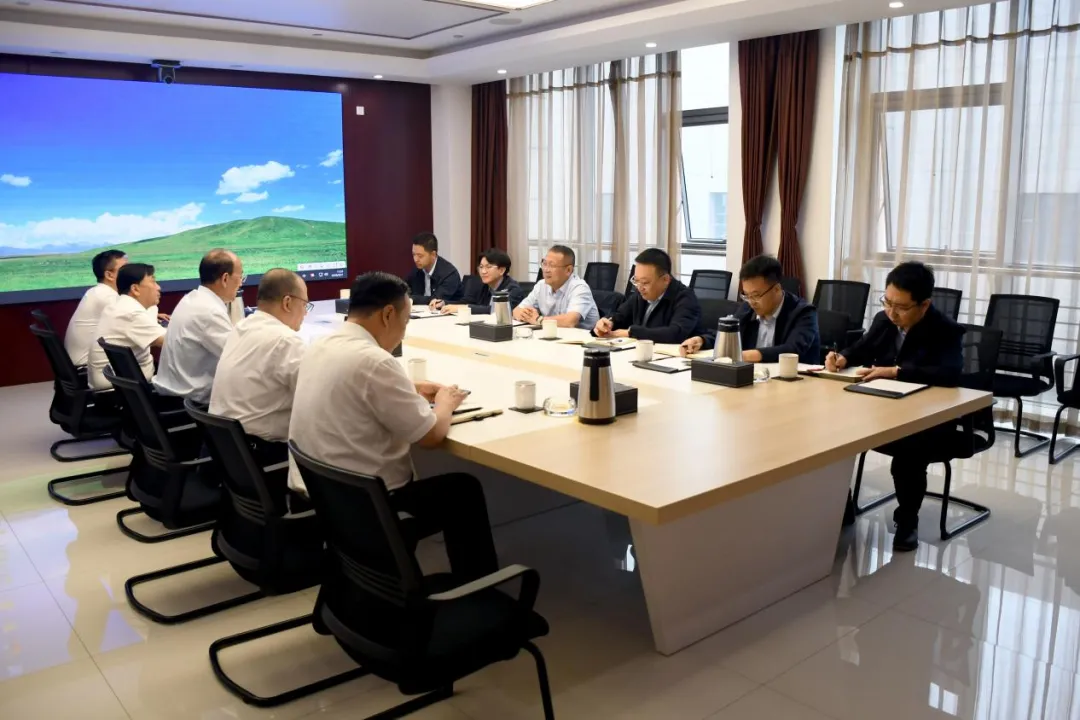 山西建投安装集团与双良集团举行工作会谈