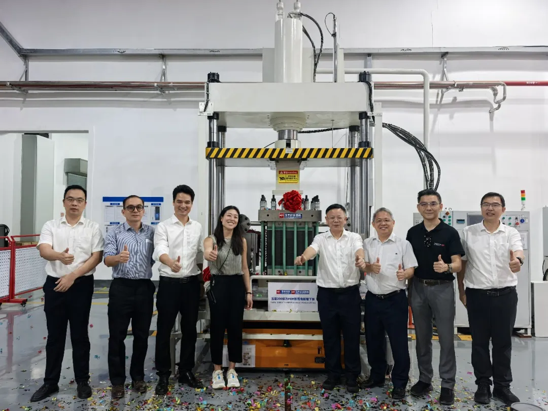 硬核突破！玉柴氢能1MW PEM电解槽成功下线交付