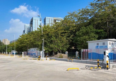 广东深圳前海港腾互联重卡充电站（一期）正式投运