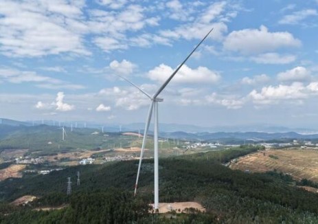 云南省楚雄州牟定大尖峰风电场扩建项目全容量并网发电