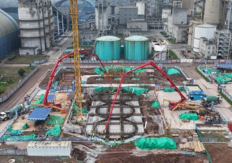 陕煤电力合川2×1000MW清洁煤电扩建项目灰库基础大体积混凝土浇筑完成