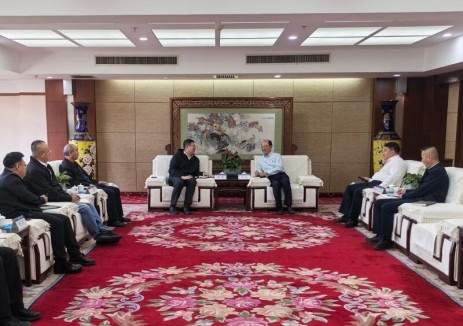 中国能建东电一公司党委副书记、总经理张明与华能新疆能源开发有限公司座谈交流