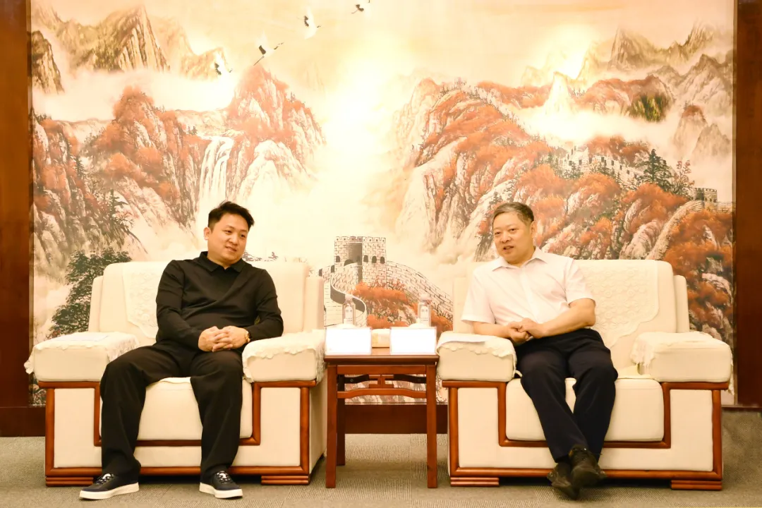 中国能建广西工程局与浙江启昱控股有限公司共商合作