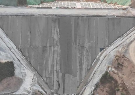 浙江省丽水市松阳抽水蓄能电站上水库副坝面板浇筑圆满收官