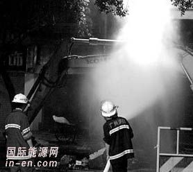 挖爆煤氣管 食客大逃亡