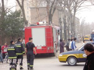 北京海淀施工致燃氣泄漏上千居民疏散