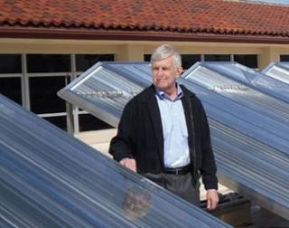 美国公司设置世界上第一个混合光伏/太阳能热<em>面板</em>冷却系统