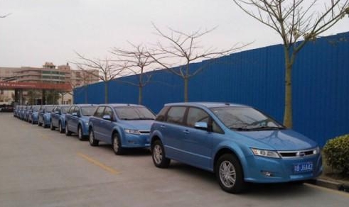 10辆比亚迪e6纯电动车正式交付深圳