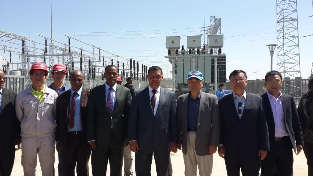 <em>埃塞俄比亚</em>总统穆拉图视察阿达玛风电二期项目