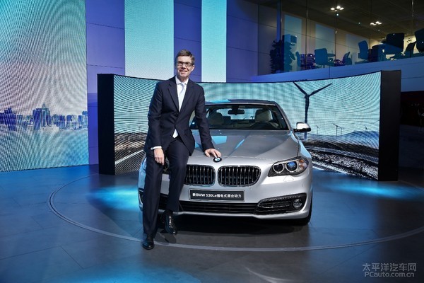 新<em>BMW</em> 530Le插电式混合动力车型的全球首发