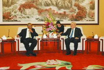 苏丹全国大会<em>党代表</em>团访问中国石油